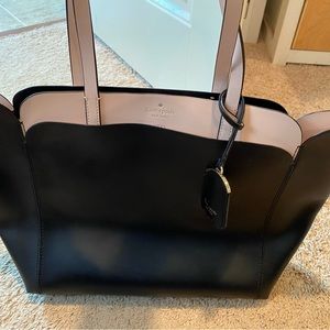 Large Kate spade bag pre loved black. Good condition